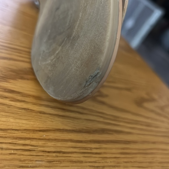 🍒 Dolce Vita Tan Beaded and Jeweled Sandals Size 10 - Picture 10 of 12